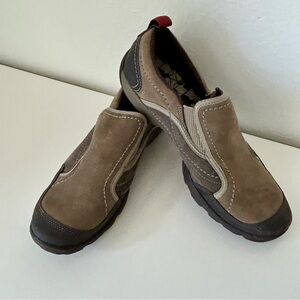 EUC- Women’s Boulder Merrells, Brown, Slip-on, size 9